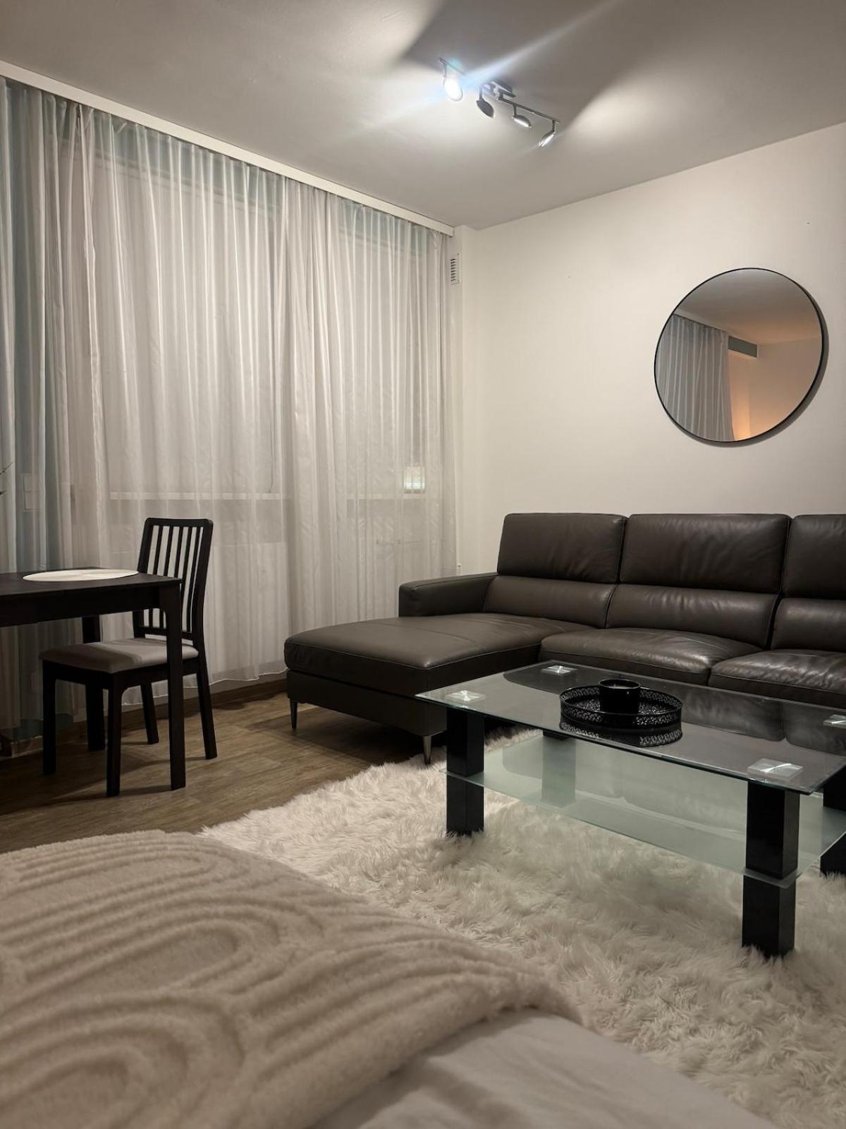 Fast Transport To Prenzlauer Berg & Friedrichshain Appartement Berlijn